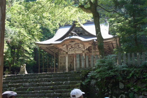 ２０１７年６月金沢、山代温泉、平泉寺、えちぜん鉄道、永平寺、一乗谷、白山、庄川の旅_c0160933_10271613.jpg