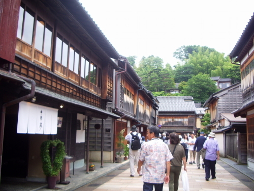 ２０１７年６月金沢、山代温泉、平泉寺、えちぜん鉄道、永平寺、一乗谷、白山、庄川の旅_c0160933_10440690.jpg