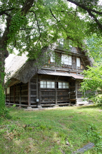 ２０１７年６月金沢、山代温泉、平泉寺、えちぜん鉄道、永平寺、一乗谷、白山、庄川の旅_c0160933_11315773.jpg