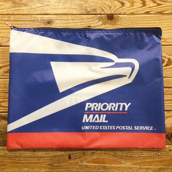 \"郵便局員さんのバッグ -USPS Mail Bag- \"_b0121563_15375463.jpg
