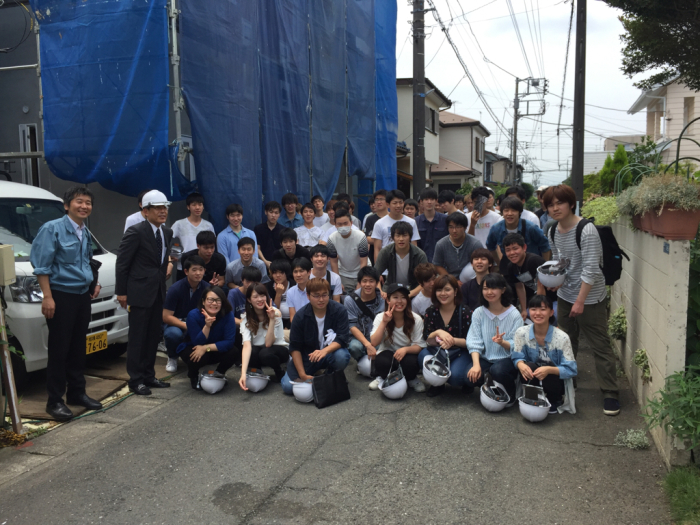 横浜日建工科専門学校の生徒さん見学 大和にある青木工務店社長の日記 横浜日建工科専門学校の生徒さん見学 大和にある青木工務店社長の日記