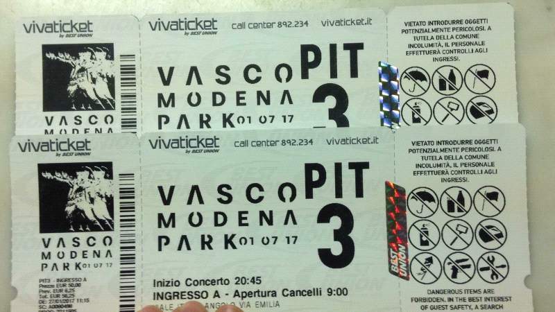 ヴァスコが引き起こす史上最大のライブ！！！_a0136671_00120497.jpg