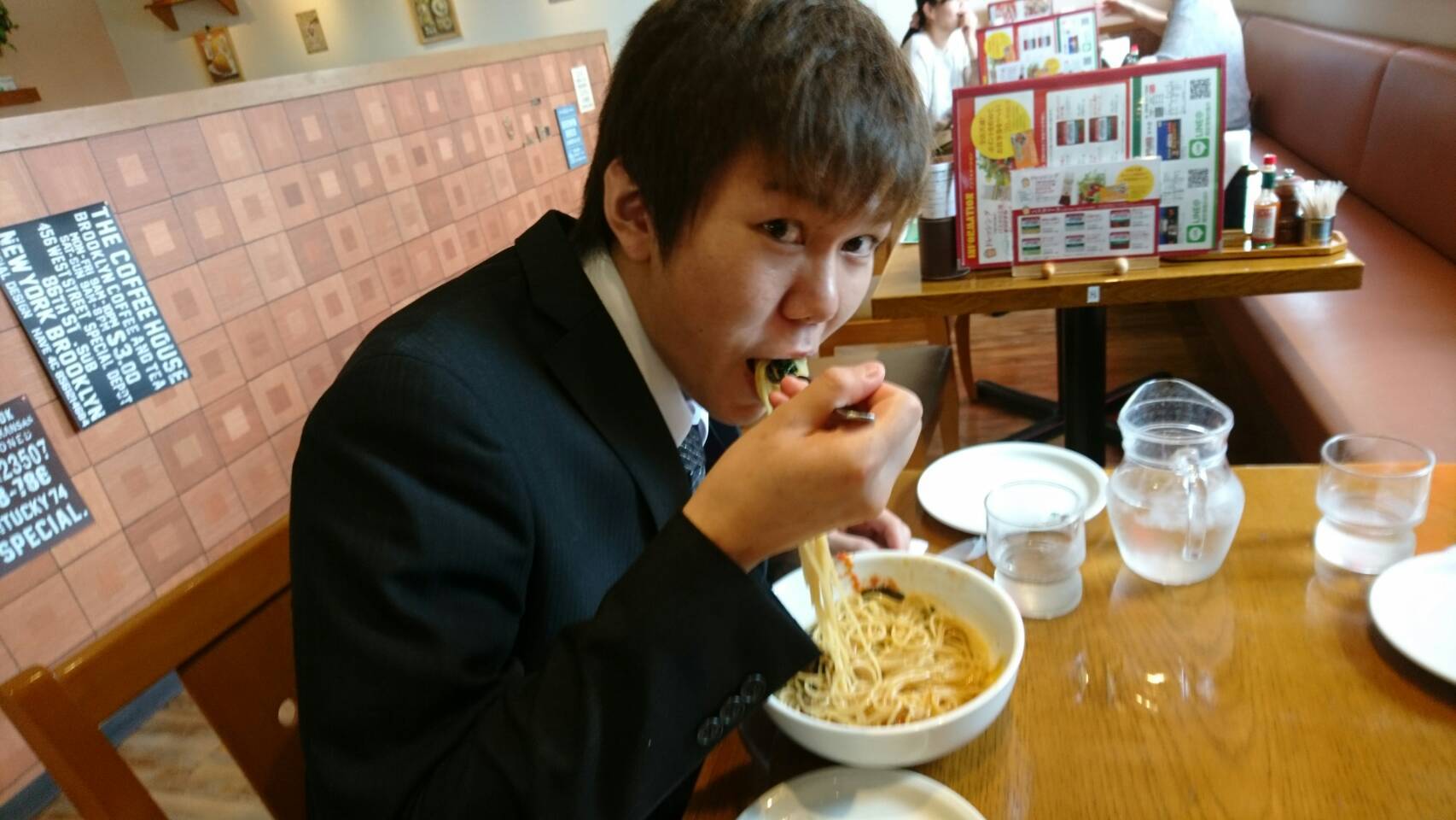 f0232722_02122919.jpg