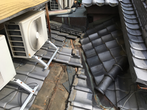 笛吹市 本燻しの屋根_b0242734_10160562.jpg