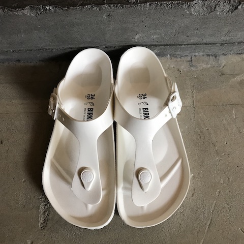 雨の日の靴 選 び 。 _d0364239_18511370.jpg