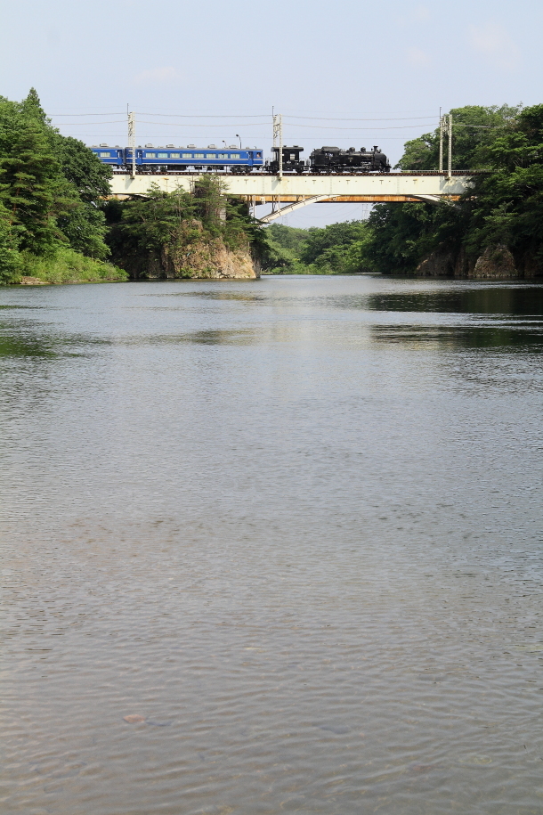 午後の鬼怒川橋梁 - 2017年・東武鬼怒川線試運転 -_b0190710_01064883.jpg