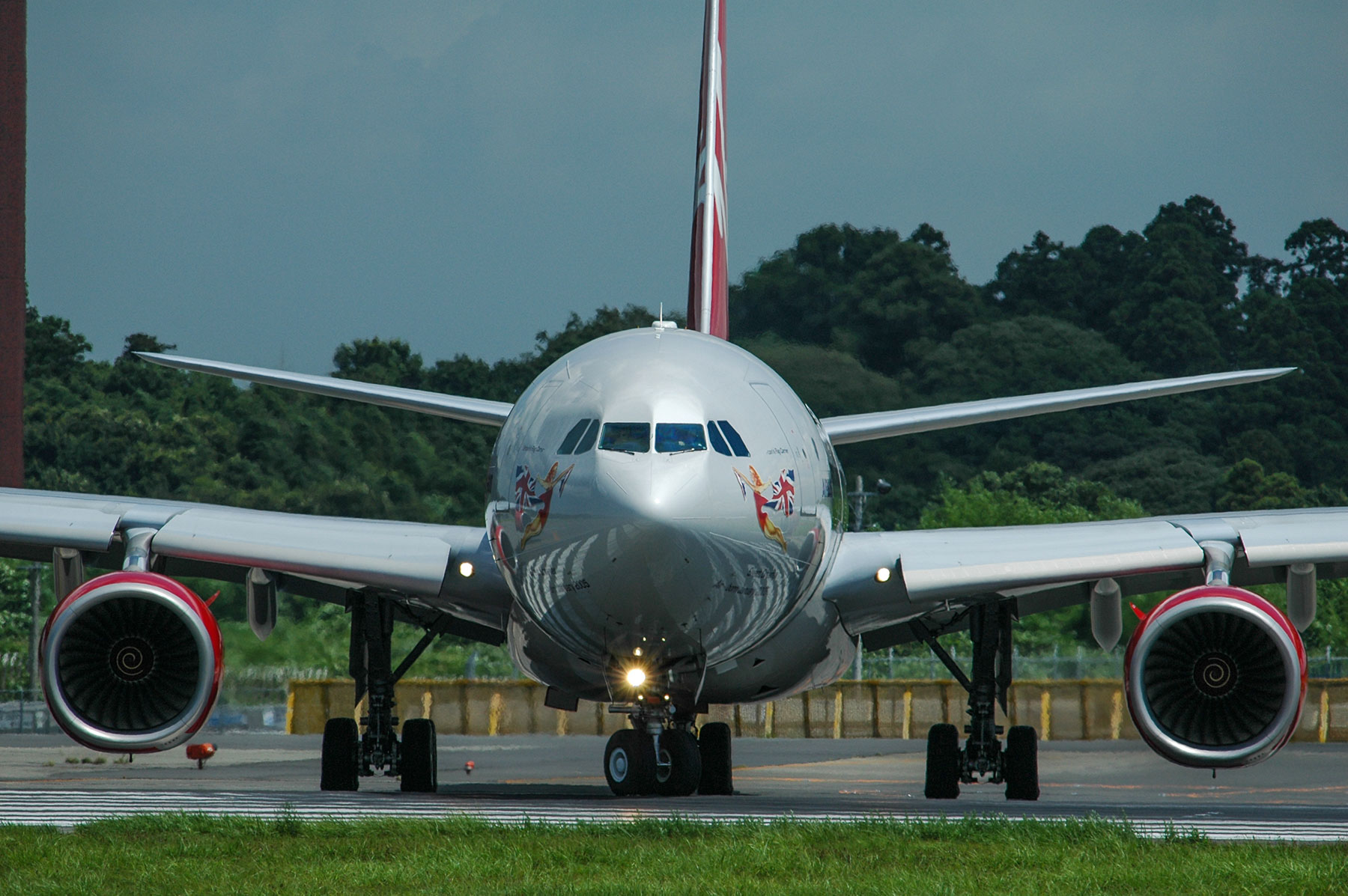 Airbus A340-600 / G-VSSH_d0226909_1819472.jpg