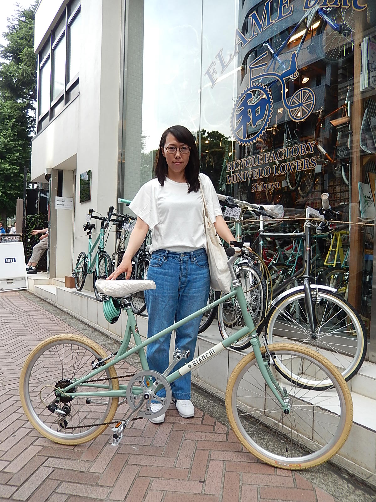 7月2日　渋谷　原宿　の自転車屋　FLAME bike前です_e0188759_19474924.jpg