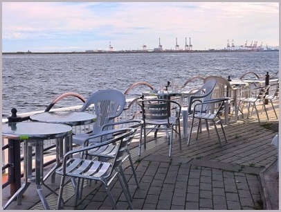 d0017632_22423220.jpg