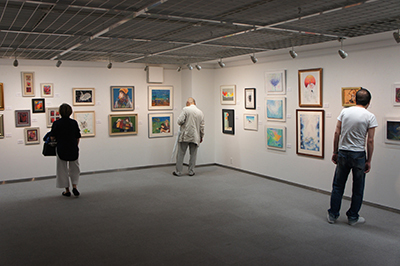 「現代アーティスト クレパス画展」開催中です。_f0171840_11402779.jpg