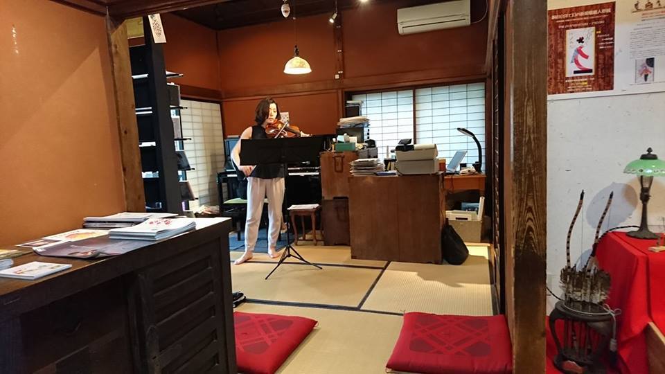 先週末はライブ二つやってました。_e0046190_15593044.jpg