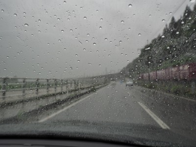 今日も雨降り_c0336902_18425734.jpg