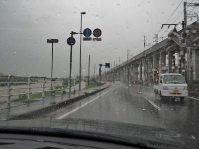 今日も雨降り_c0336902_18430277.jpg