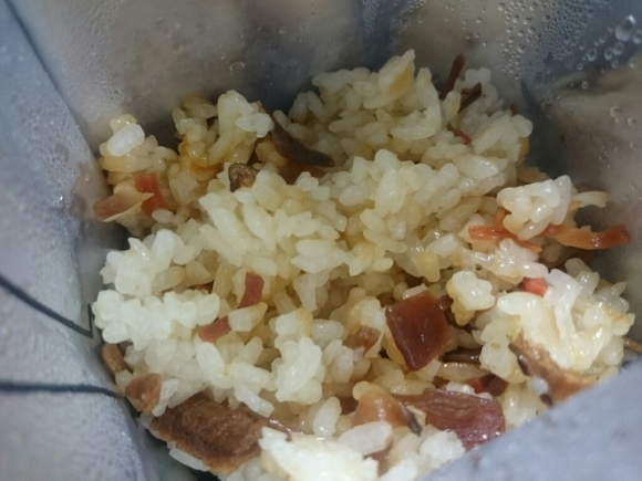 7/3夜勤飯 サッポロ一番カップスターカレー南ばん + 尾西の炊込みおこわ_b0042308_04123102.jpg