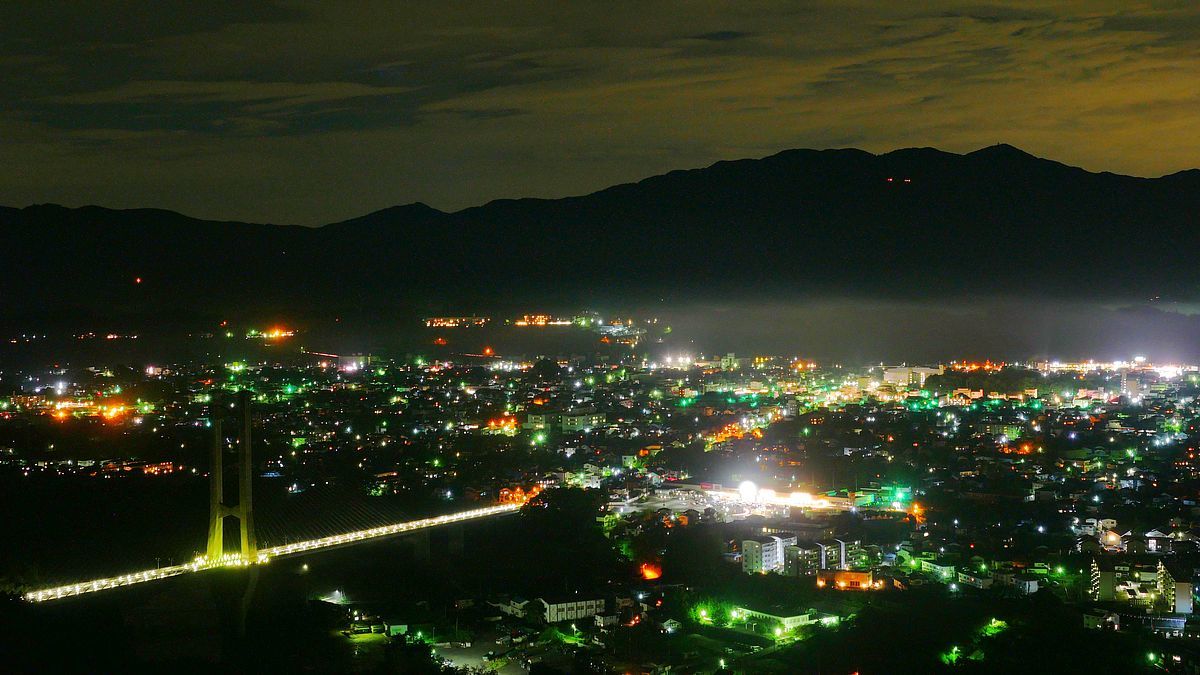 絶景かな！♪　秩父盆地の夜景・・・ミューズパークから_a0031821_13343765.jpg