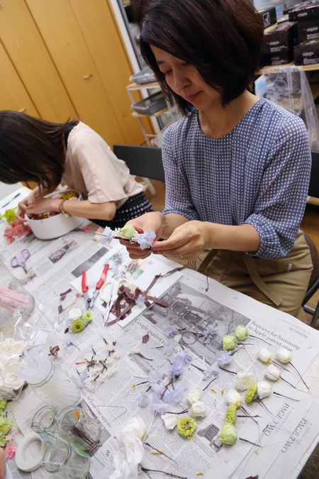7月2日単発プリザーブドレッスン作成レポート　お母様手作りのブーケ、花嫁様手作りのブーケ　次回9日日曜急遽開催_a0042928_14583258.jpg