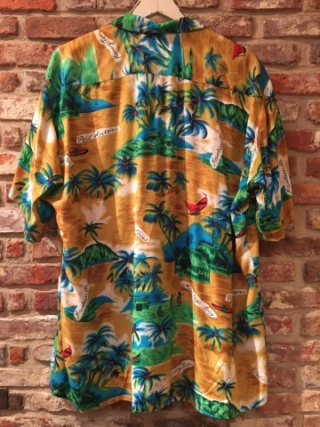 1970-80s \" NATIONAL by Manhattan \" 100% RAYON HAWAIIAN SHIRTS ._d0172088_00082415.jpg