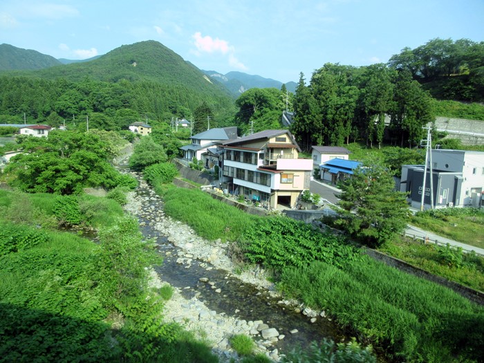 【大人の休日倶楽部パス旅】⑪米沢から山形経由で仙台まで【初めての仙山線】_b0009849_9275917.jpg