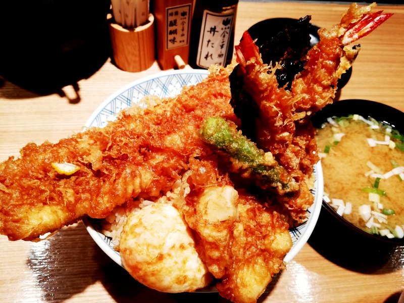 日本橋天丼 金子半之助の天丼 松 大盛り 東京都千代田区 スノーボードが大好きっ Snow Life In 21 日本橋天丼 金子半之助の天丼 松 大盛り 東京都千代田区 スノーボードが大好きっ Snow Life In 21