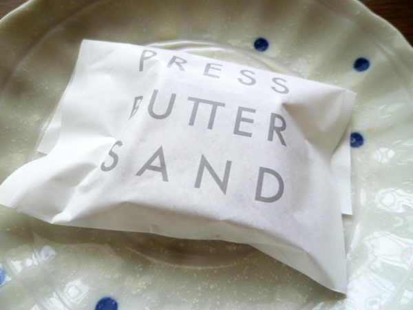 バターサンド専門店 PRESS BUTTER SAND(プレスバターサンド)東京駅店_c0152767_20535202.jpg