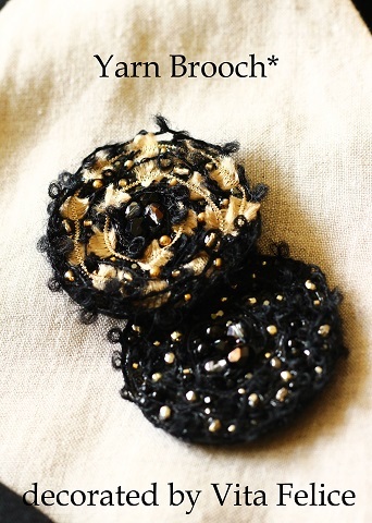 Yarn Brooch☆新作カラーBlack&Gold_b0310144_07140875.jpg