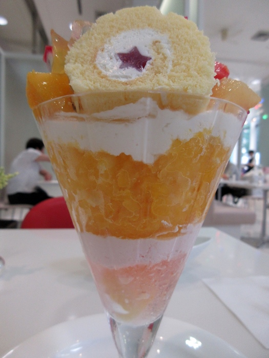 【タカノフルーツパーラー】七夕パフェ【京急上大岡店】_b0009849_19152190.jpg