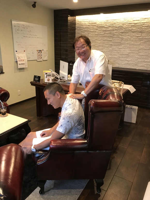7月7日 金曜日の本店みんなブログ★ 夏休みのお出かけはTOMMYレンタカー♬_b0127002_1854057.jpg