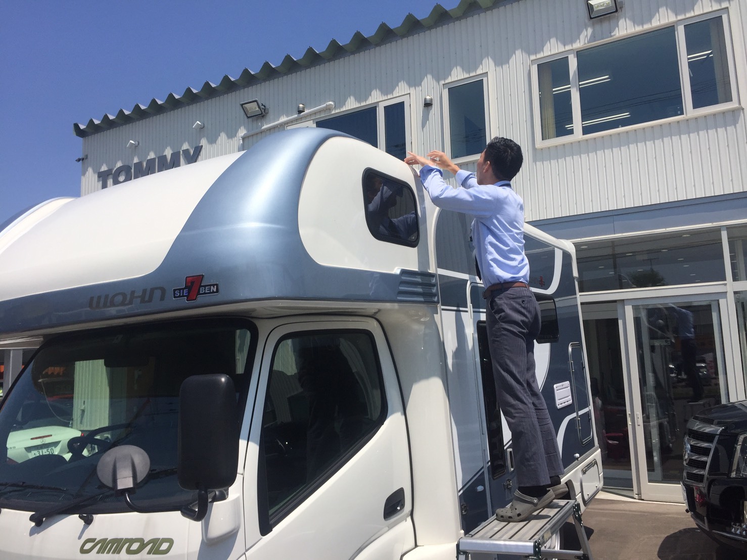 7月8日(土) KENブログ ランクル ハマー ヴェルファイア_b0127002_19574623.jpg