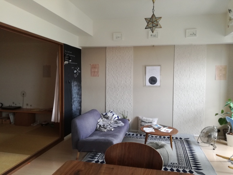 壁紙リフォーム！【リビング、トイレ編】_f0370138_16283444.jpg