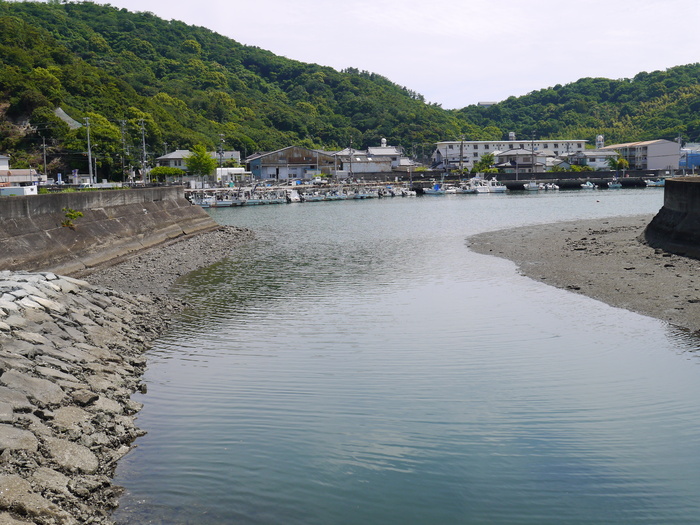 　　川のある風景_b0093754_22174221.jpg