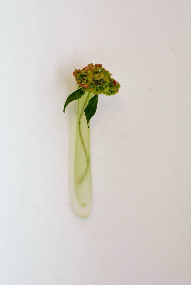 「目片千恵 ガラス展 水彩色の恋心」始まりました_d0087761_15312916.jpg