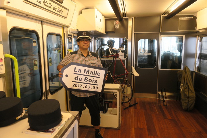 ラマルドボアで高松輪行サイクリング_c0132901_18103949.jpg