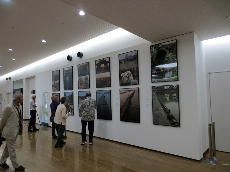 ■『中国の古橋』写真展（長崎市）始まる、そして週替わりの夕暮れ［7/4・９］_d0190217_2273347.jpg