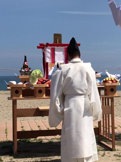 浜坂県民サンビーチの海開き 朝野家スタッフのblog