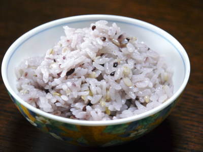 熊本県菊池市産の無農薬栽培の『雑穀米』『発芽玄米』『米粉』大好評販売中!田植え後の様子を現地取材!_a0254656_18105847.jpg