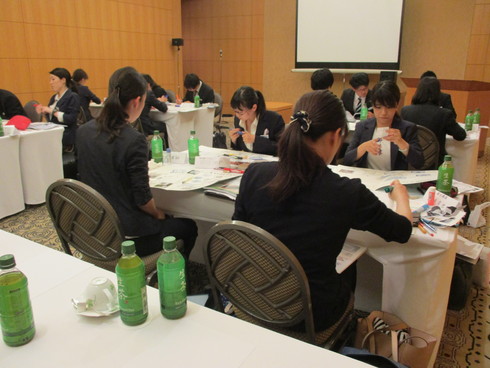 4社合同新入社員研修_e0190287_16132552.jpg
