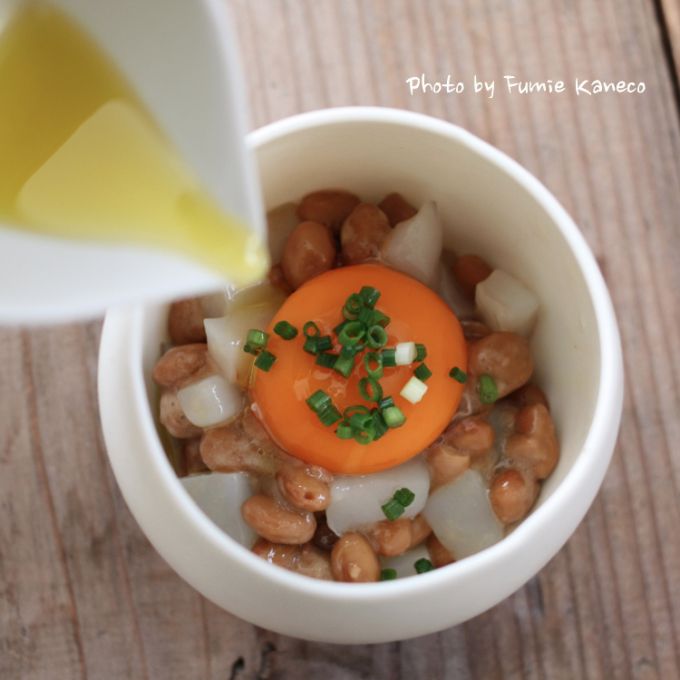 意外なおいしさ オリーブオイル いか納豆 ふみえ食堂 A Table To Be Full Of Happiness 意外なおいしさ オリーブオイル いか納豆 ふみえ食堂 A Table To Be Full Of Happiness