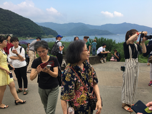 富士五合目と西湖癒しの里根場、河口湖大石公園に行った_c0192202_09172297.jpg