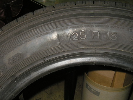 サイドカー 15インチ用タイヤ ミシュランRADIAL X 125R-15 新品_e0218639_10274137.jpg