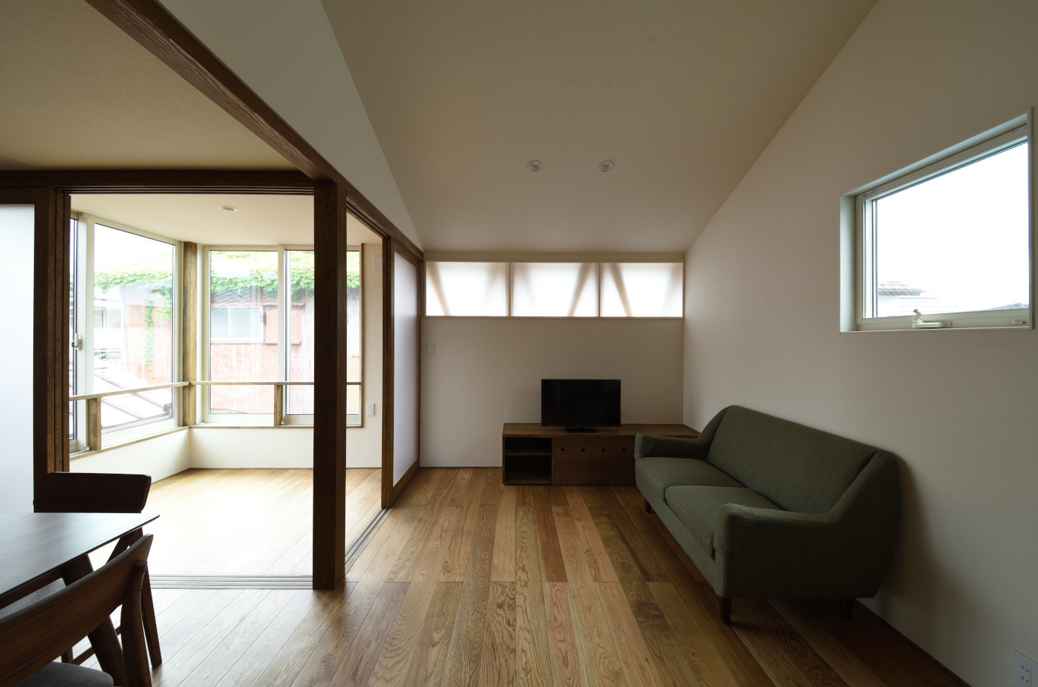 内部竣工写真 白山浦の家_b0349892_06091027.jpg