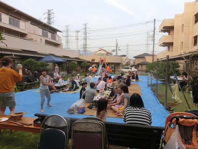 猛暑の中、ミスト扇風機が大活躍 津田・荒田島、駿河台二丁目の天王祭_f0141310_08123791.jpg