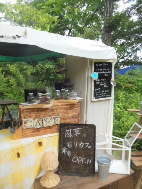 「モリノヨウヒンテン July」_f0208812_11313068.jpg