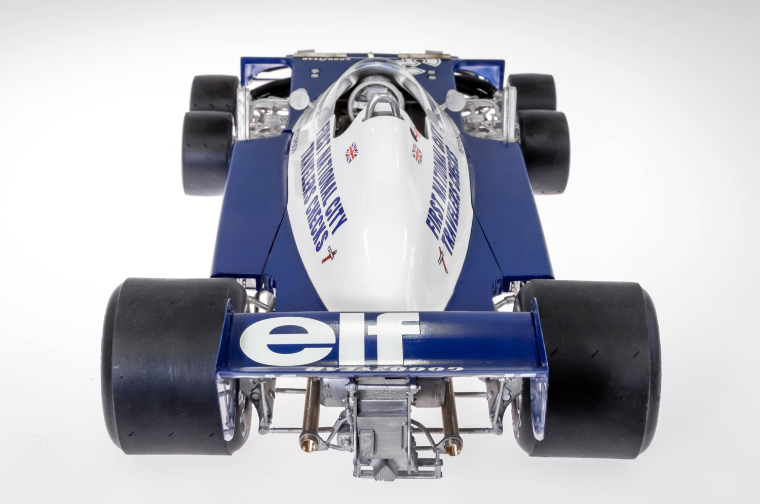 1/12scale Fulldetail Kit : Tyrrell P34 1977_d0355171_17090500.jpg