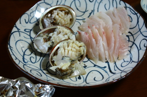 トコブシ料理 三宅島風景