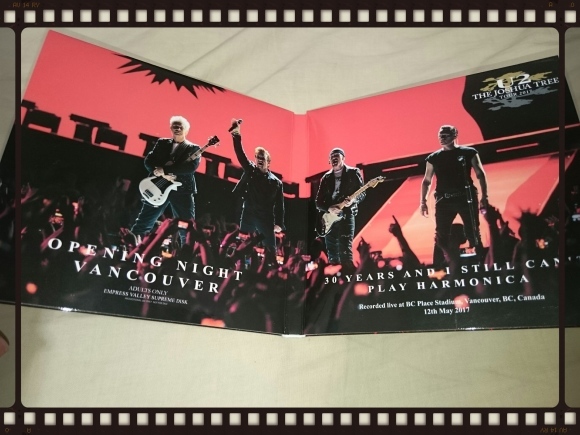 U2 / THE JOSHUA TREE TOUR 2017 30 YEARS AND I STILL CAN\'T PLAY HARMONICA_b0042308_11322746.jpg