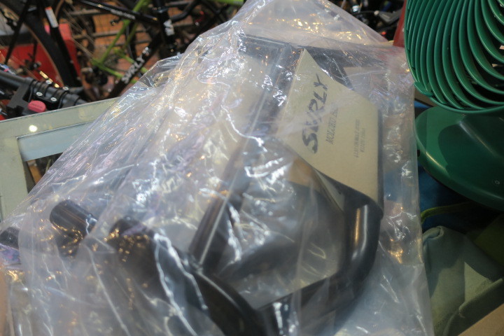 サーリー モロコバー 再入荷!_c0132901_20051700.jpg