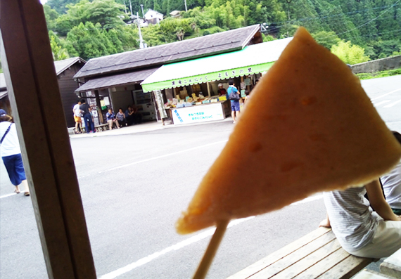恐怖のドライブでハッピバースデー_d0351435_09100709.jpg