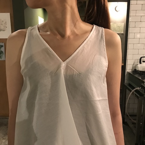 ゆれる　夏　の　トップス_d0364239_17531462.jpg