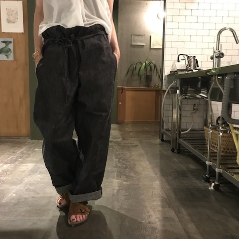 ゆれる　夏　の　トップス_d0364239_17571039.jpg