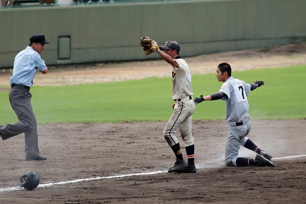 第99回全国高等学校野球選手権京都大会 西乙訓 vs 向陽3_a0170082_6375751.jpg